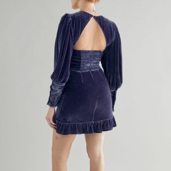 Reformation Fortune Dress - Picture 3 of 13